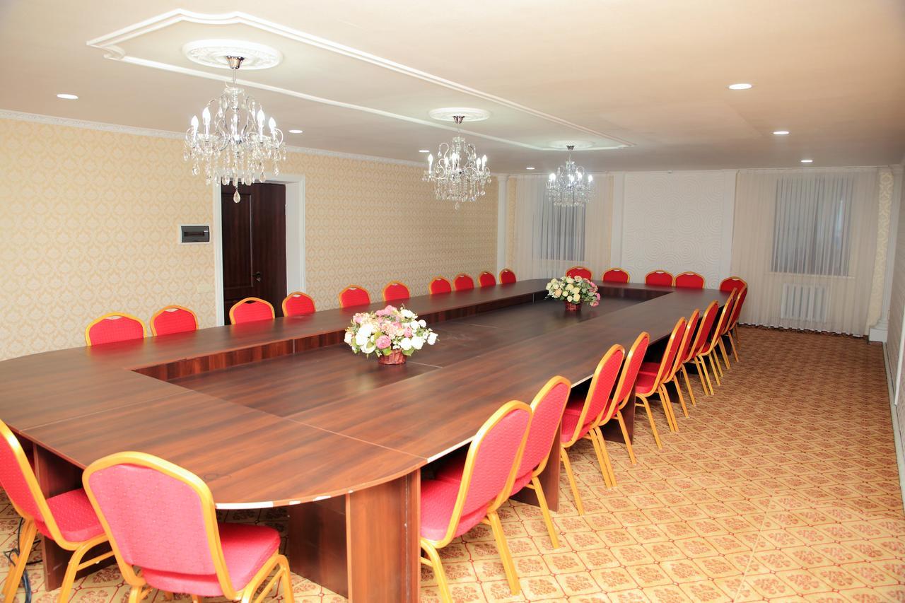 Aska Hotel Naryn Kültér fotó