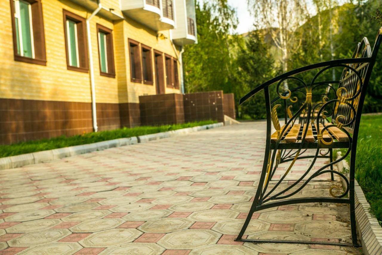 Aska Hotel Naryn Kültér fotó